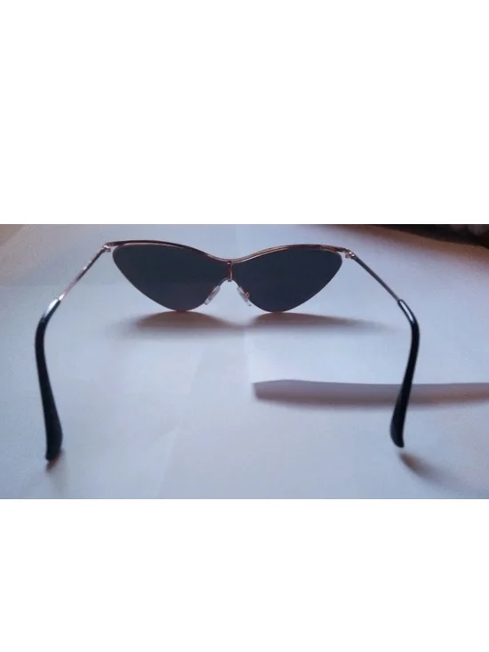 Sleek Cat Eye Metal Frame Sunglasses - Silver with Dark Blue Lenses - Picture 4 of 5